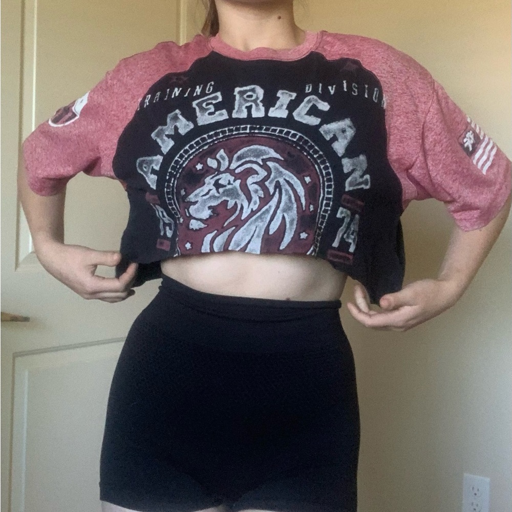 Cropped Cool Graphic Tshirt